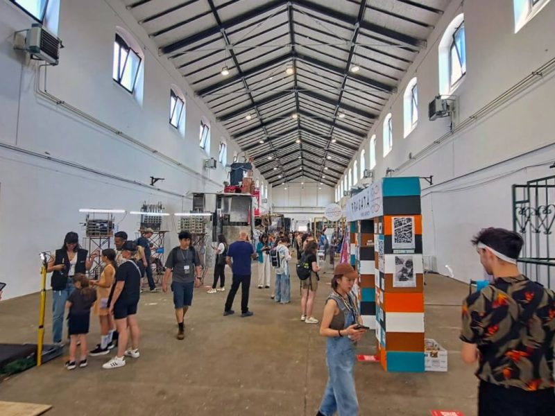 PQ「國家與地區」展的其中一個倉庫